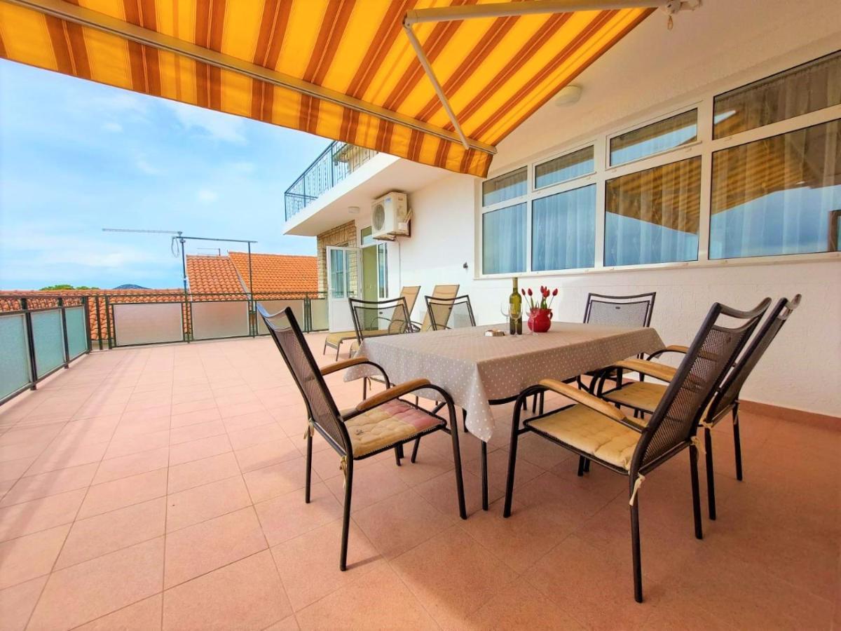 Apartment Big Lasan Vodice Eksteriør billede