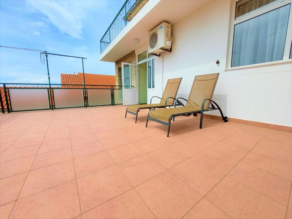 Apartment Big Lasan Vodice Eksteriør billede
